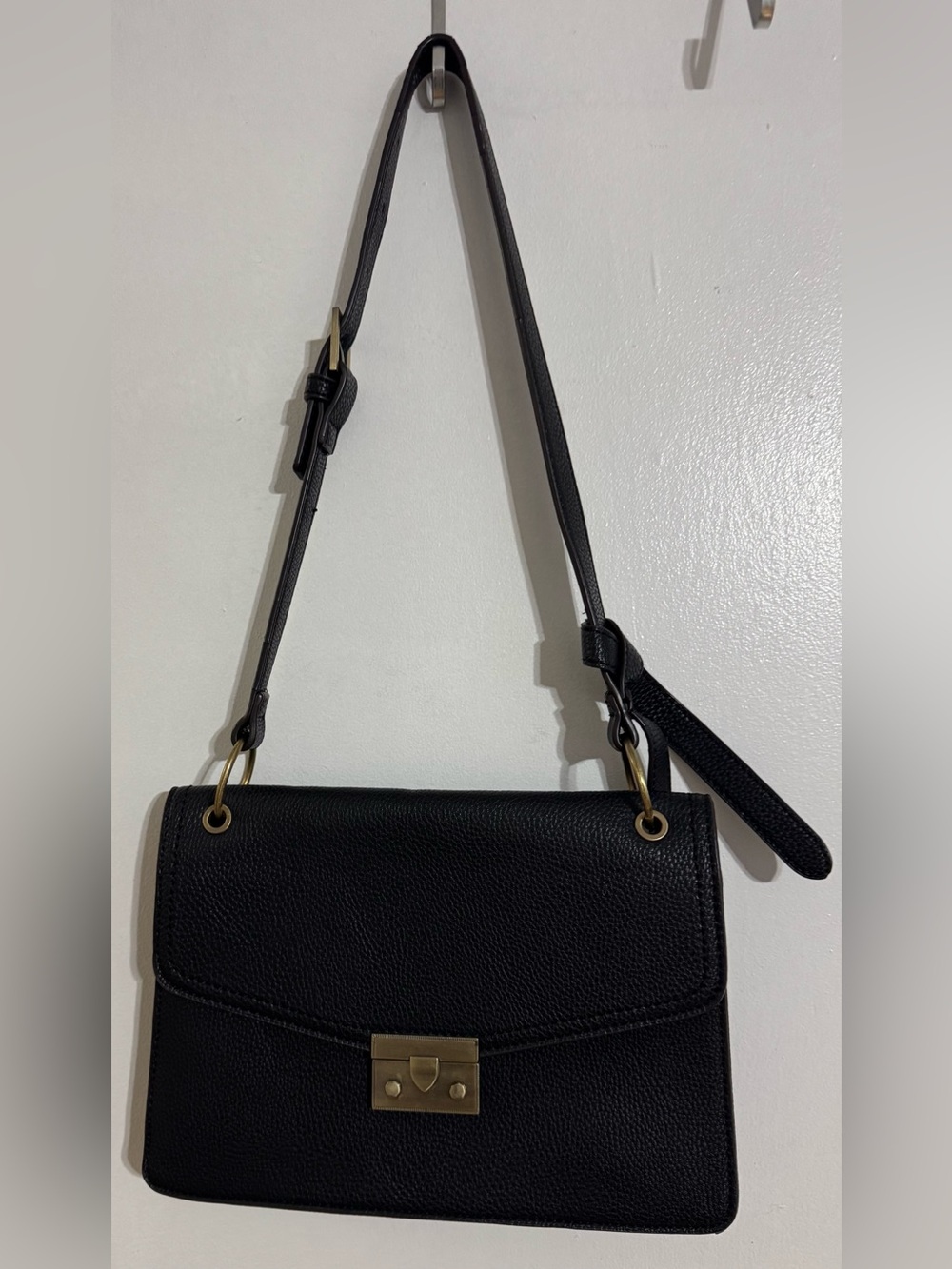 Lily & Ivy Black Shoulder Bag with Polished Gold Hardware *See description*